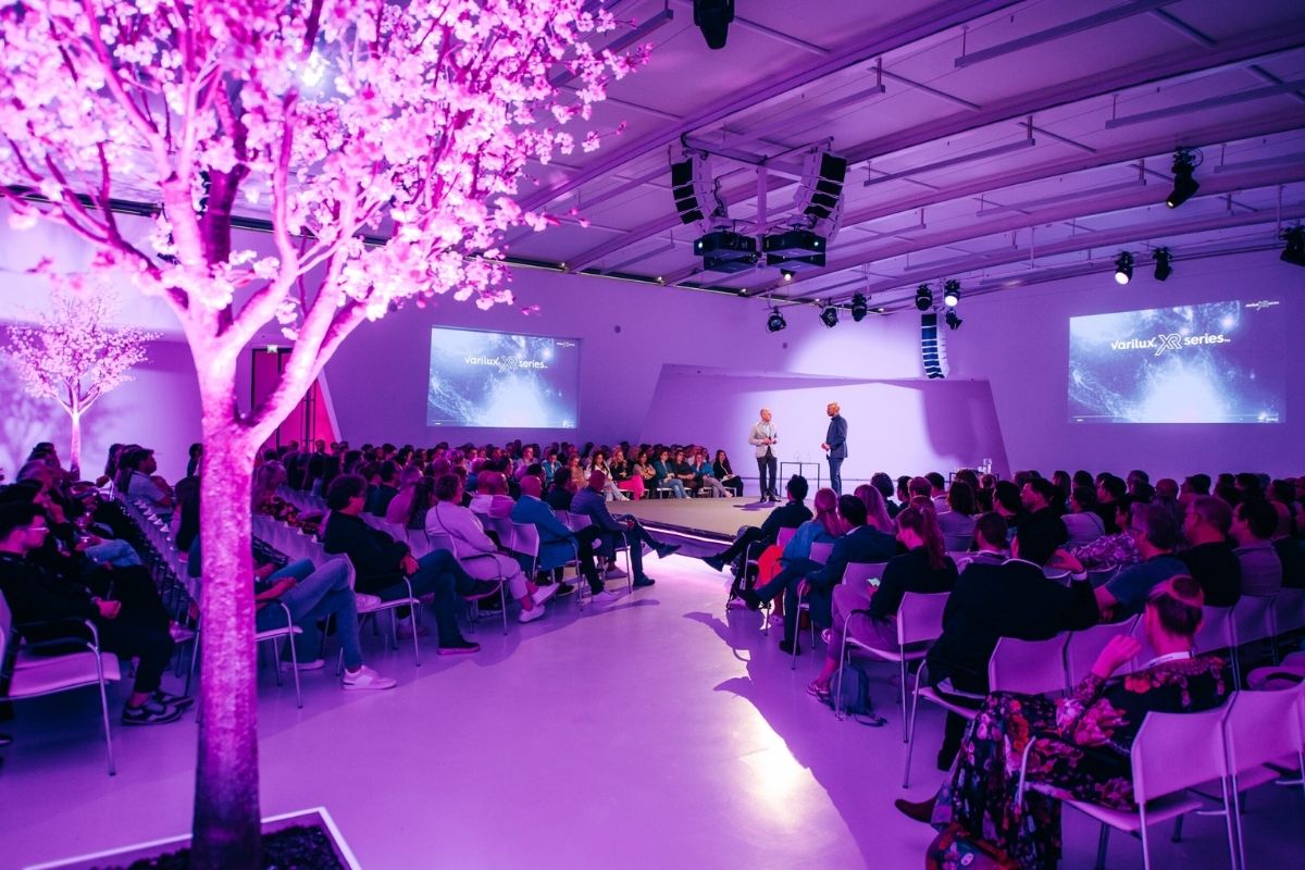 Congres in de Polarzaal van Media Plaza