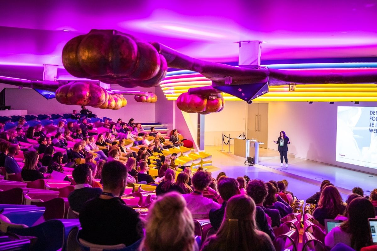 Congreslocatie Auditoriumgebied Media Plaza