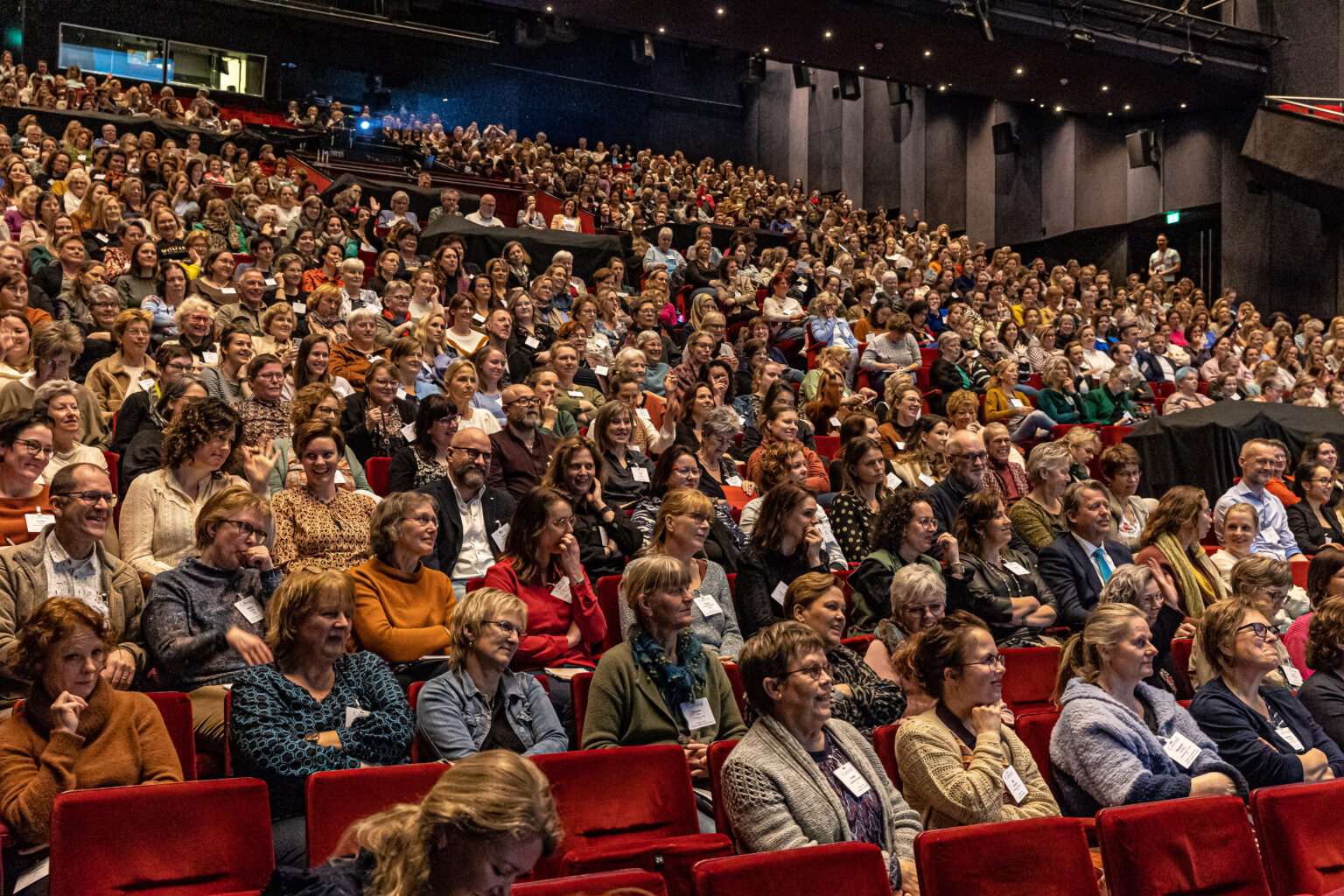 Een nieuw hoofdstuk in zorg: Het verhaal van Carend's baan­bre­ken­de congres bij Jaarbeurs